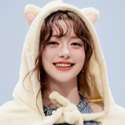 Chanelle Moon gallery image