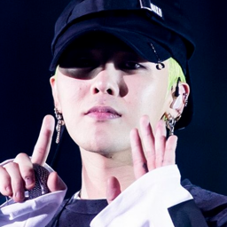 G-Dragon gallery image