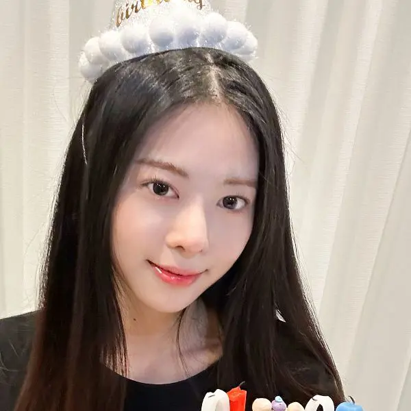 DaHyun gallery image