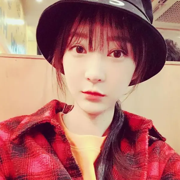 Hyelin gallery image