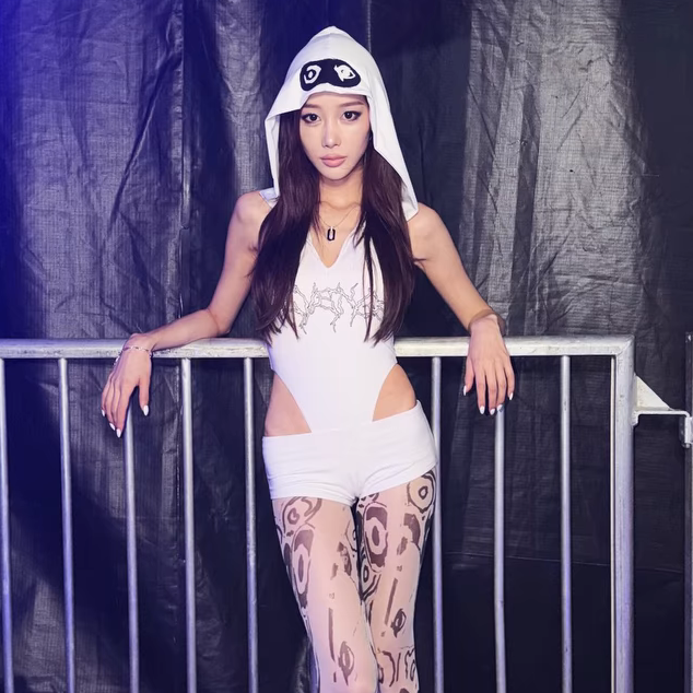 Giselle gallery image