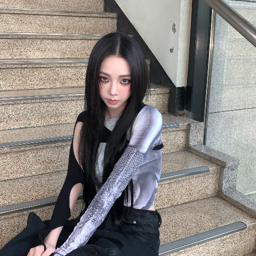 Karina 3