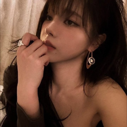 Karina 4