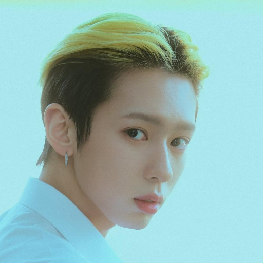 Hee gallery image