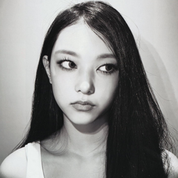 Haerin gallery image