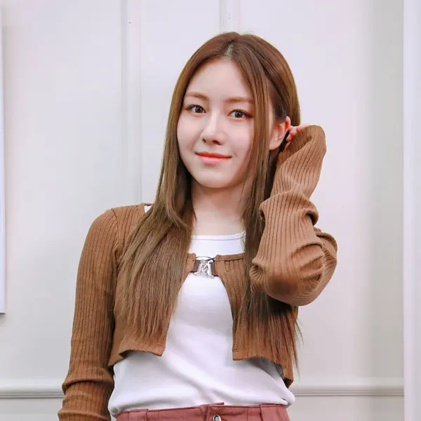 Dahyun gallery image