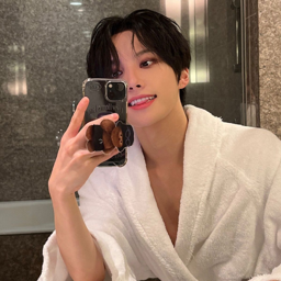 Choi In gallery image