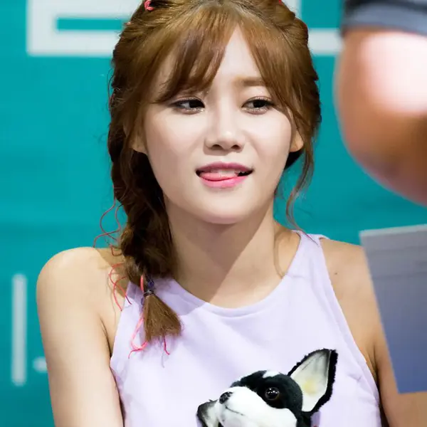 Seo Yuna gallery image