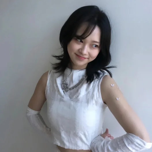 Jisoo 4