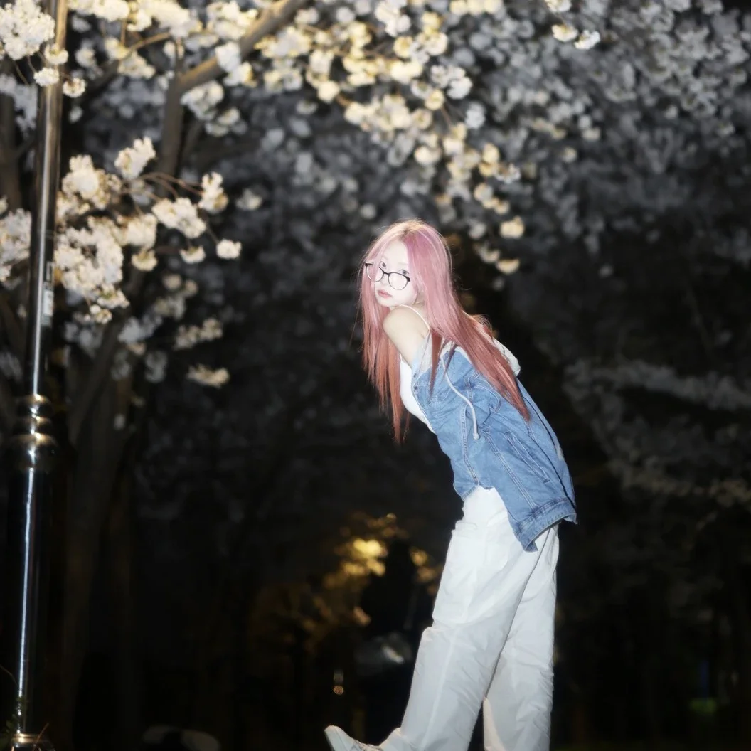 Minji gallery image