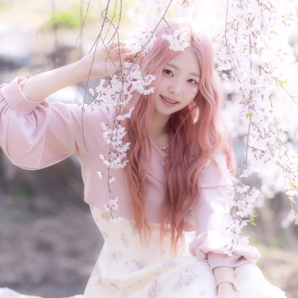 Minji gallery image