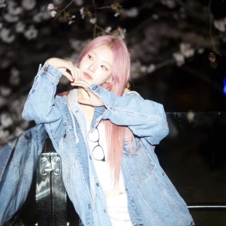 Minji gallery image