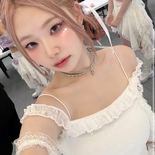 Minji gallery image