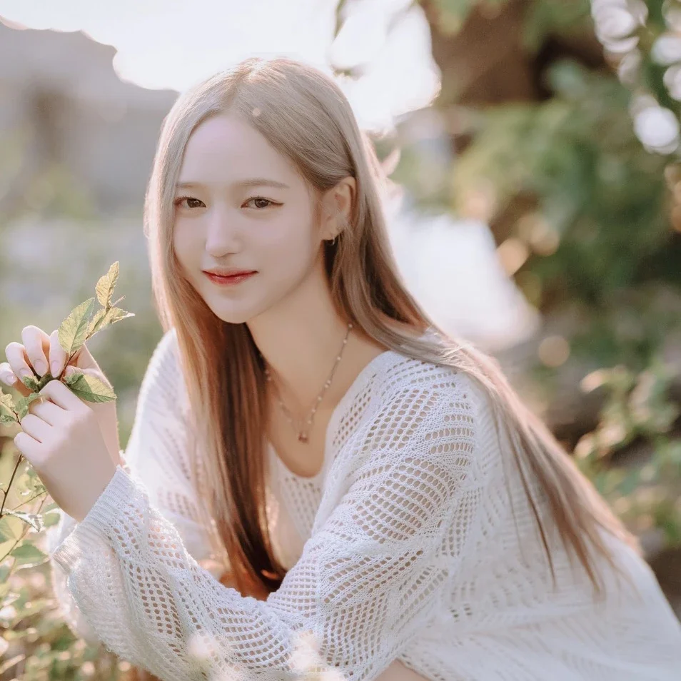 Youngeun gallery image