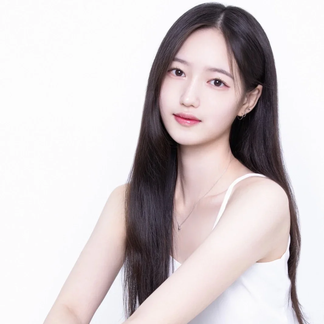 Youngeun gallery image