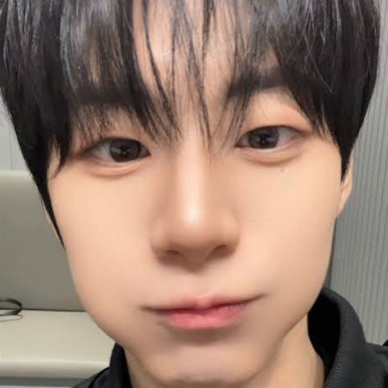 Jeongwoo gallery image