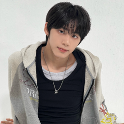 Jeongwoo 1