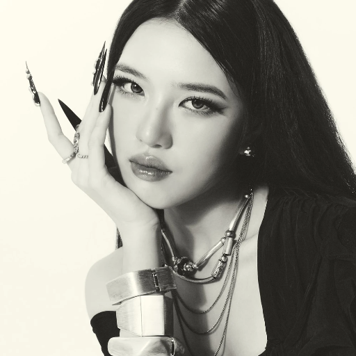 Minnie gallery image