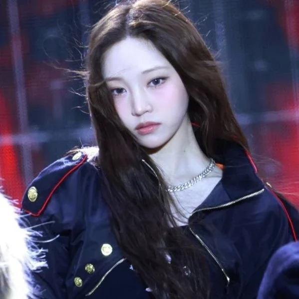 Youngseo gallery image