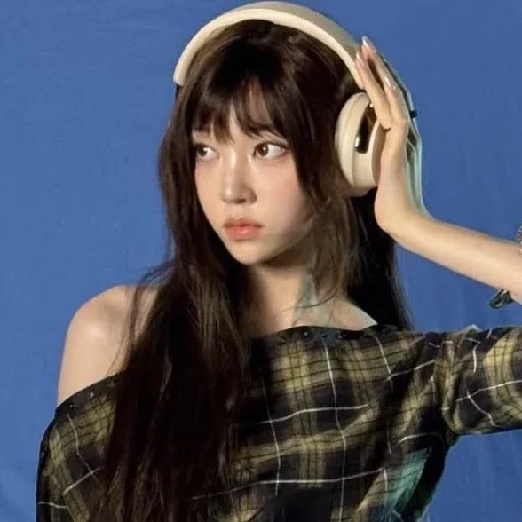 Youngseo gallery image