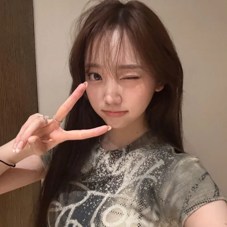 Youngseo gallery image