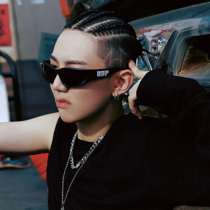 Hyunbin gallery image