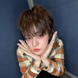 Leo gallery image