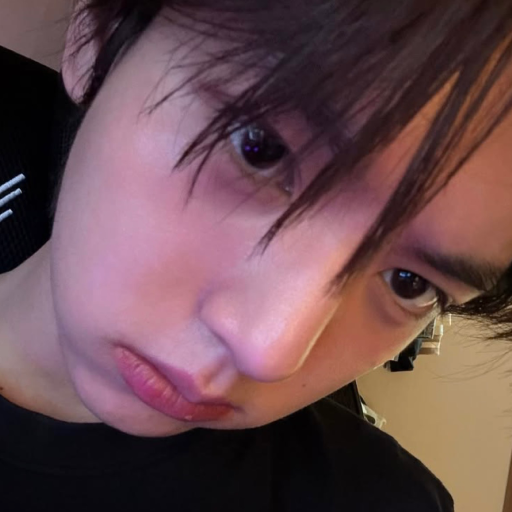 Han Yujin gallery image