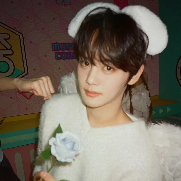 Kim Gyuvin gallery image