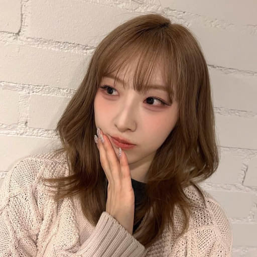 HaSeul gallery image
