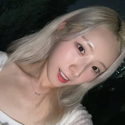 HaSeul gallery image