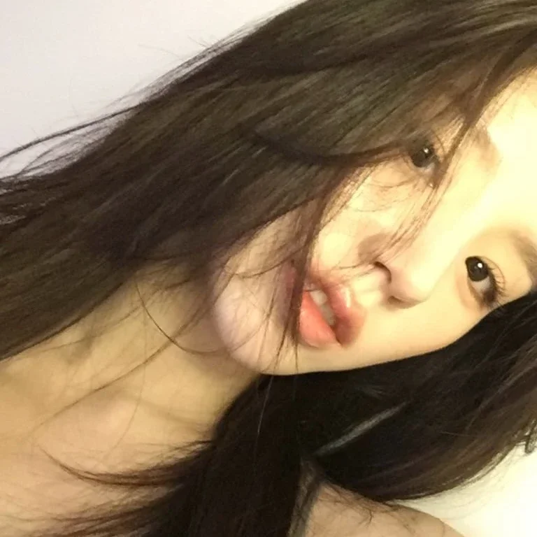 Heejin gallery image