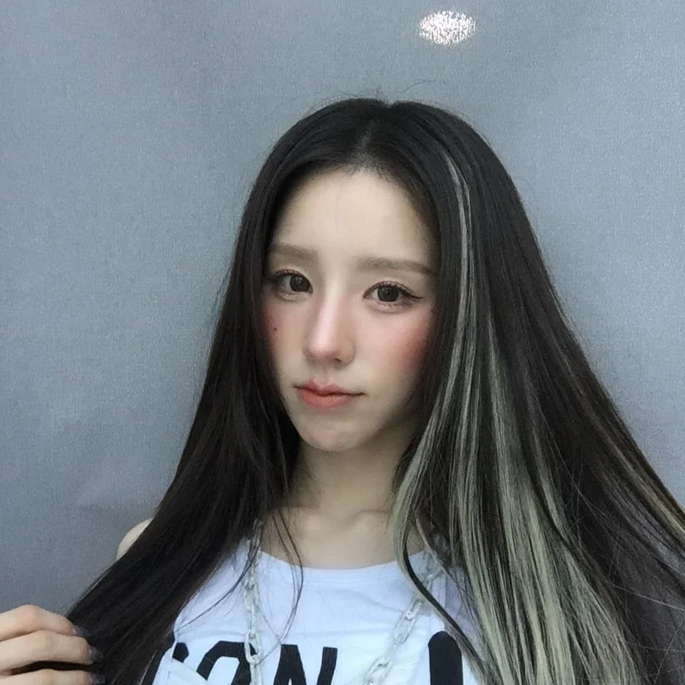 Heejin gallery image