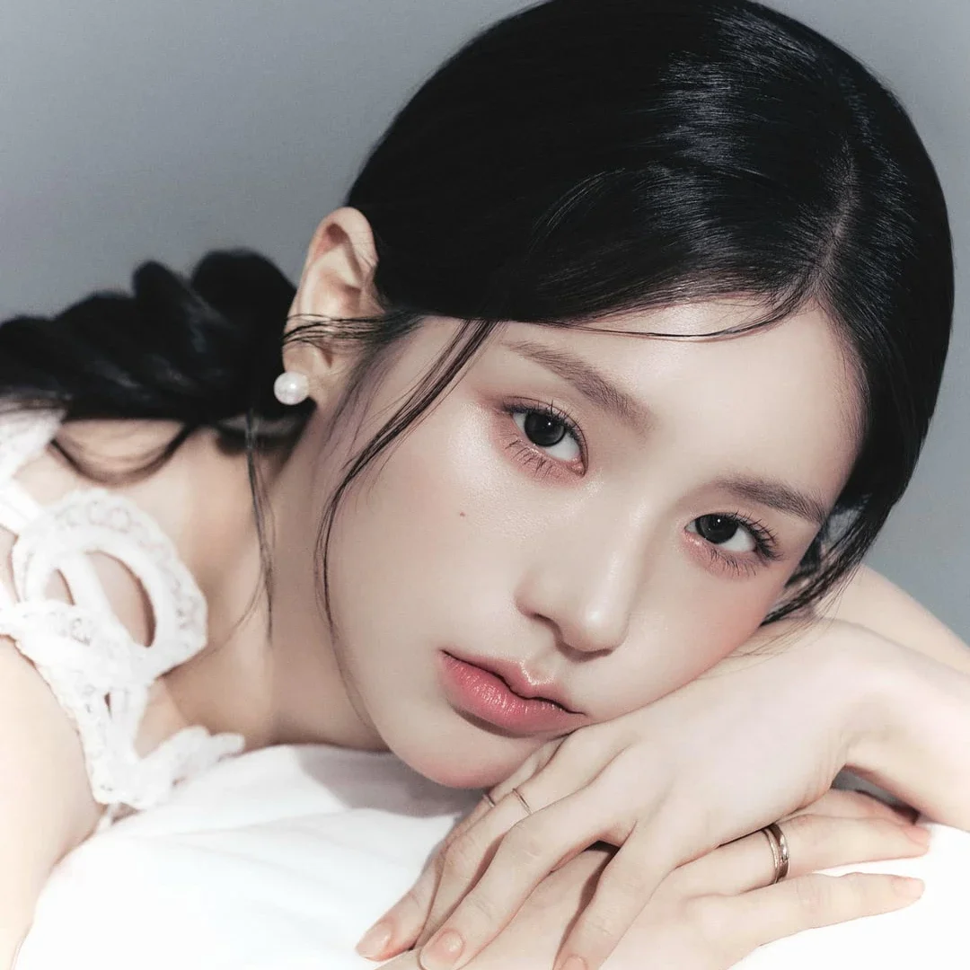 Heejin gallery image