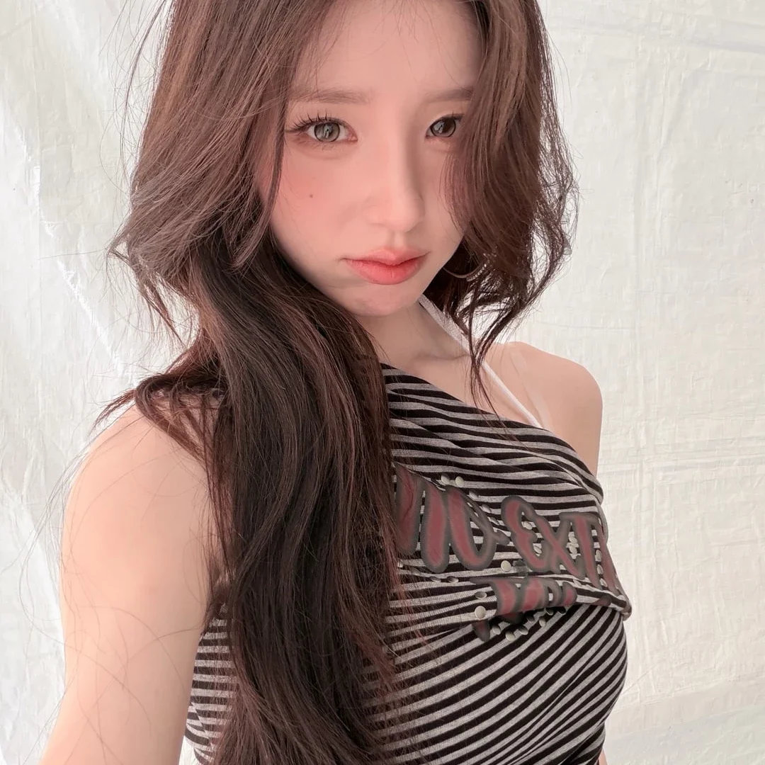 Heejin gallery image