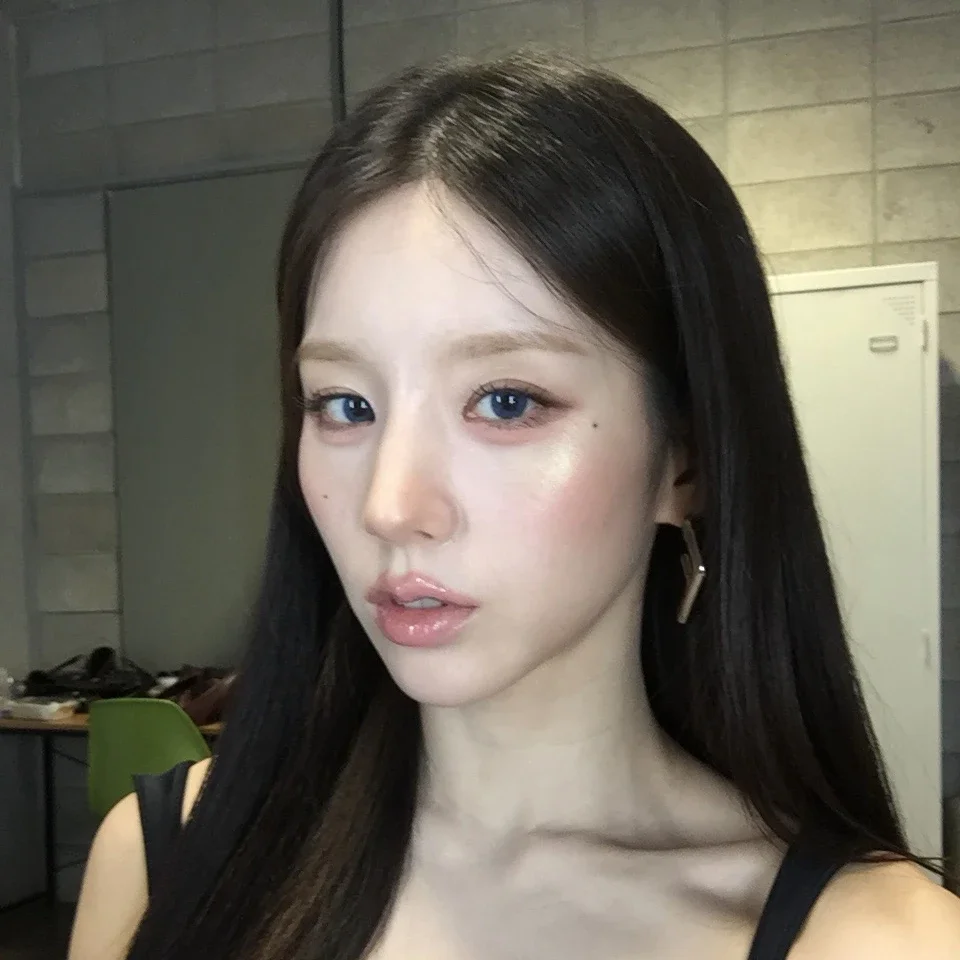 Heejin gallery image