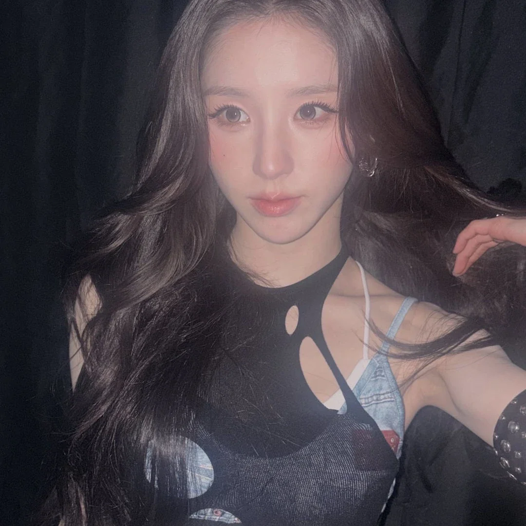 Heejin gallery image
