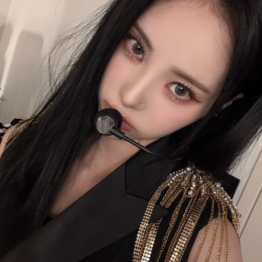Jinsoul gallery image