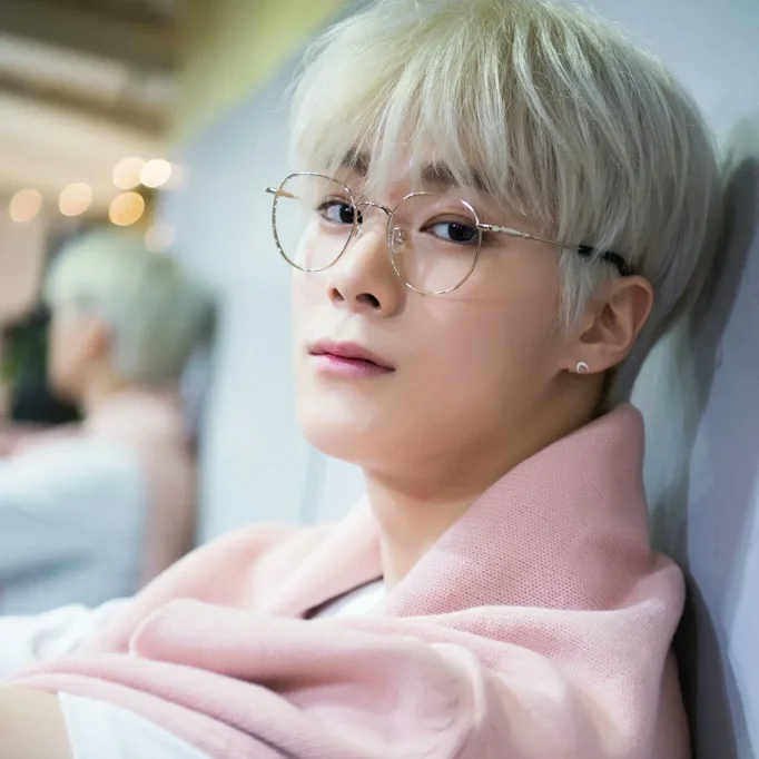 Moon Bin