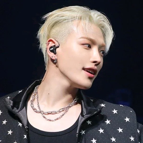 Hongjoong gallery image