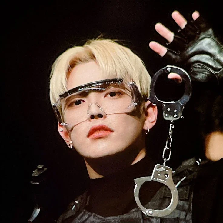 Hongjoong gallery image