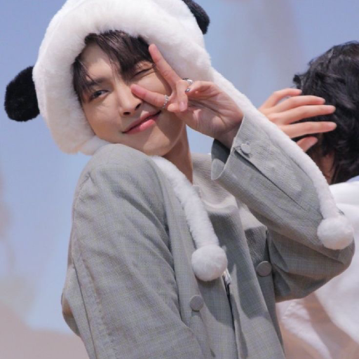 Imej galeri Hongjoong