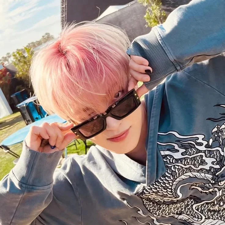 Hongjoong gallery image
