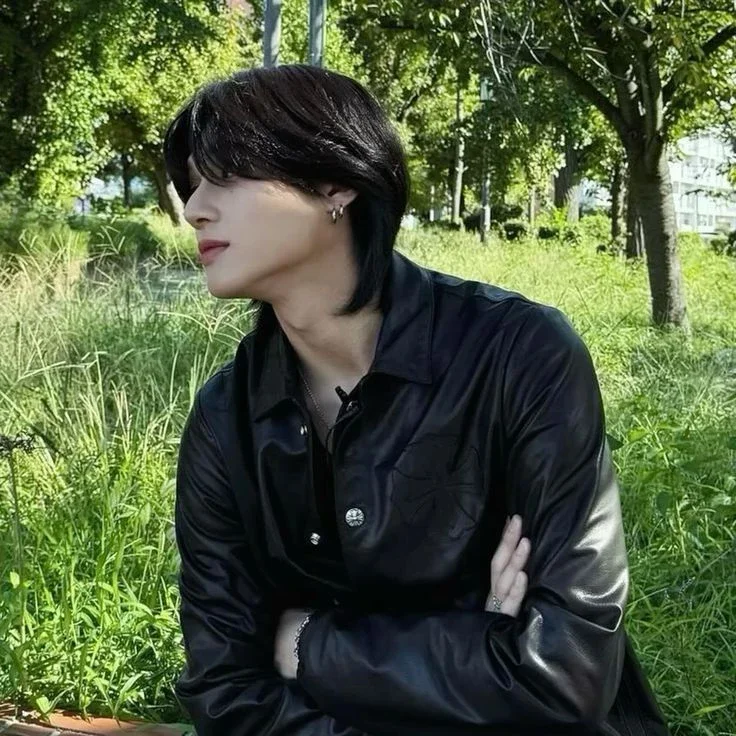 Wooyoung gallery image