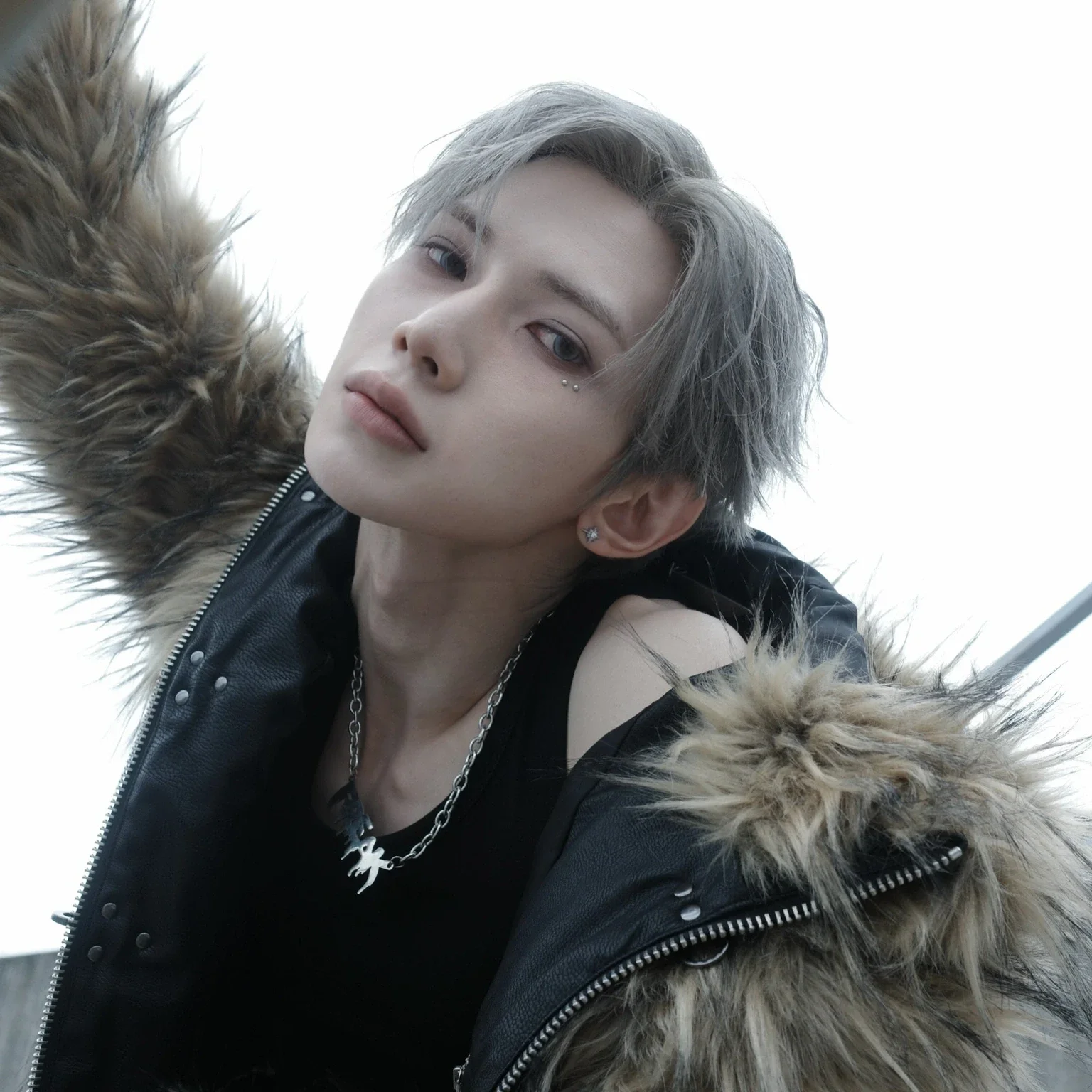 Yeosang gallery image