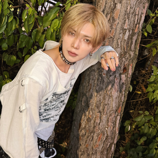 Yeosang gallery image