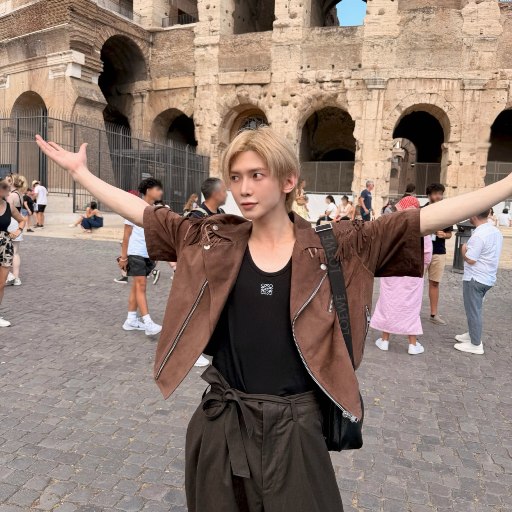 Yeosang gallery image