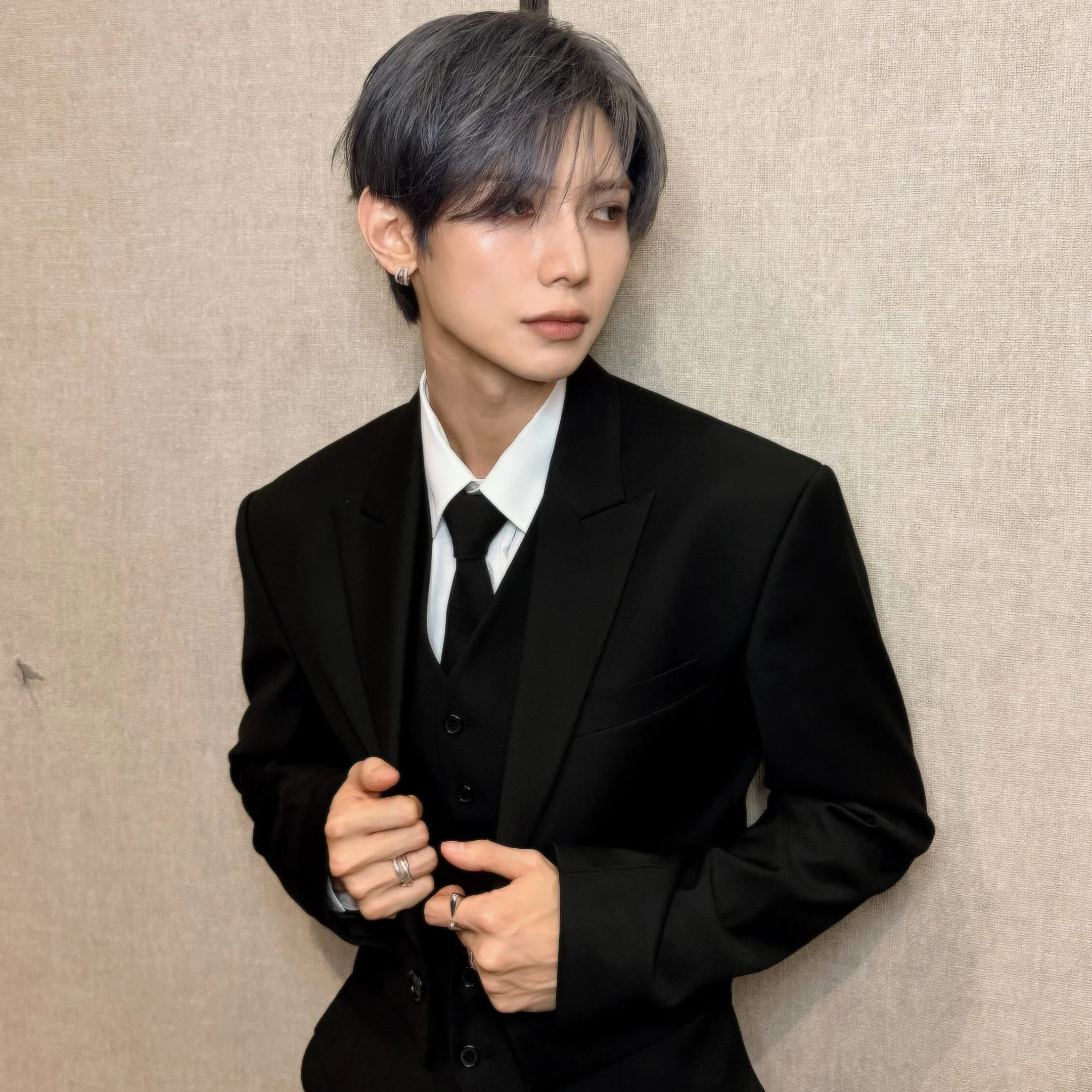 Yeosang gallery image