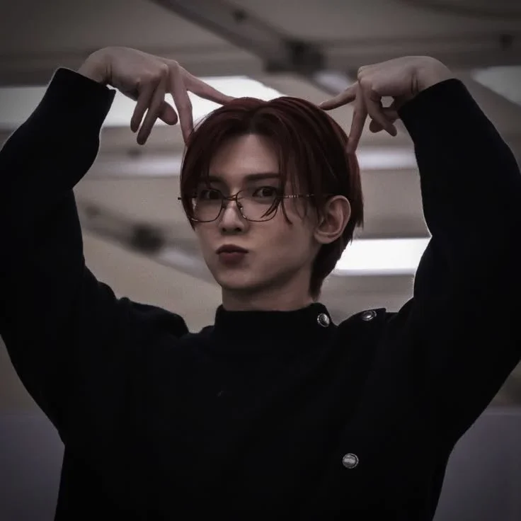 Yeosang gallery image