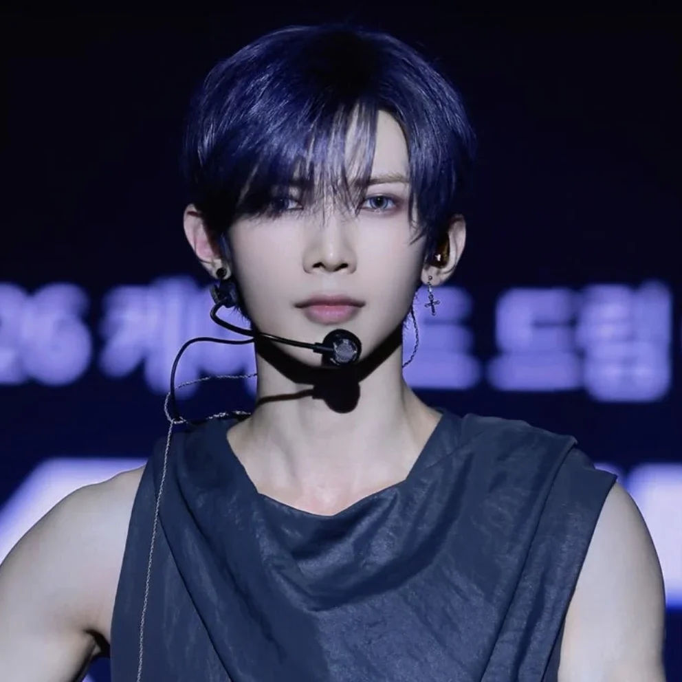 Yeosang gallery image